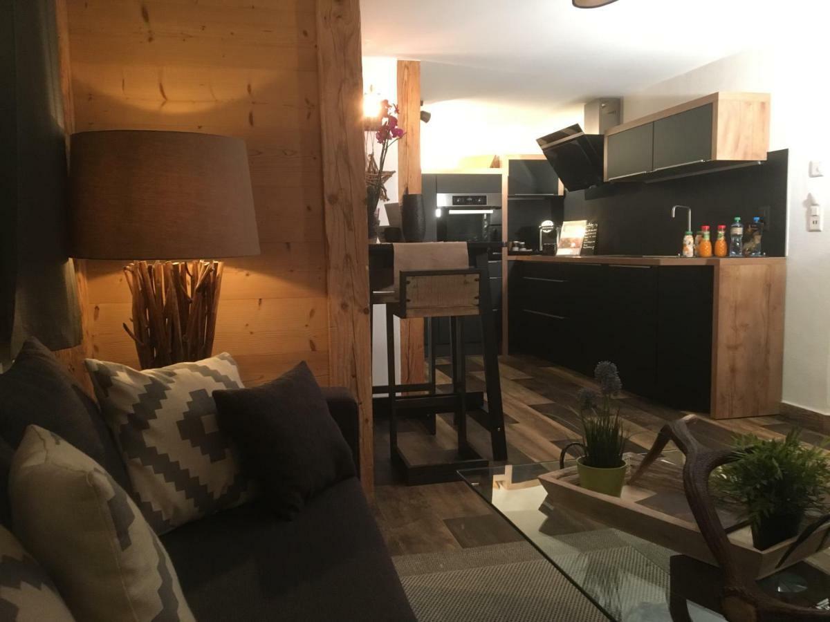 Chalet L'Escapade シャルメ エクステリア 写真
