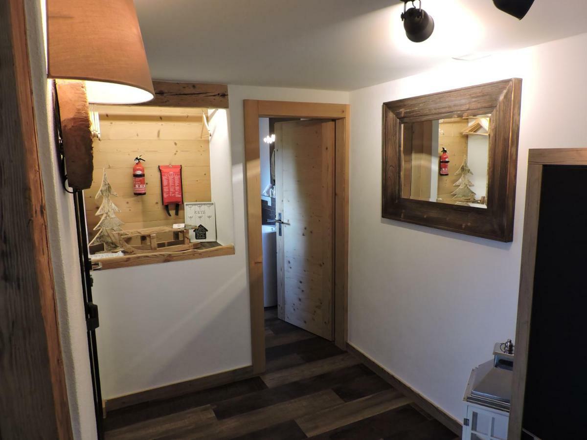 Chalet L'Escapade シャルメ エクステリア 写真